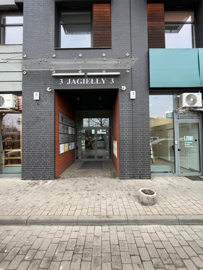 Apartment Jagielly ~ Self Check-in 24h ~ Parking & Lift *