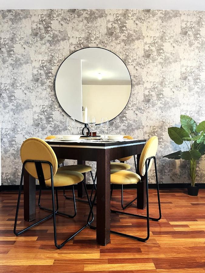 Jagielly ~ Self Check-in 24h ~ Parking & Lift Apartment