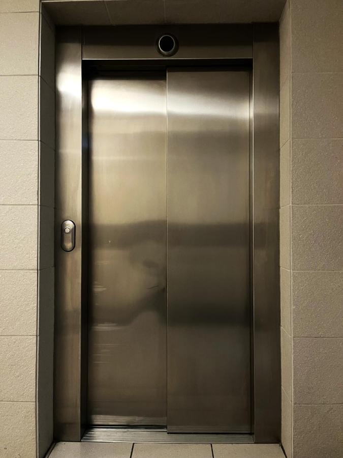 Apartment Jagielly ~ Self Check-in 24h ~ Parking & Lift *